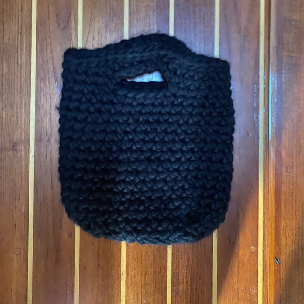 Crocheted chunky Peruvian wool handbag